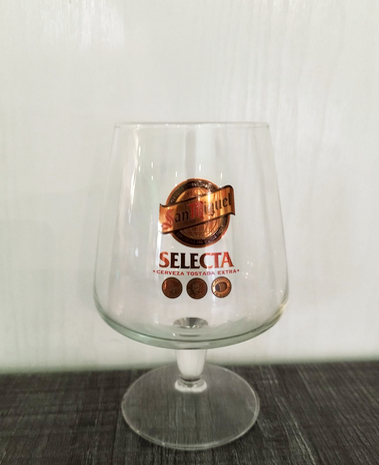 Copa San Miguel Selecta: 33 cl. (Caja 6 unidades)
